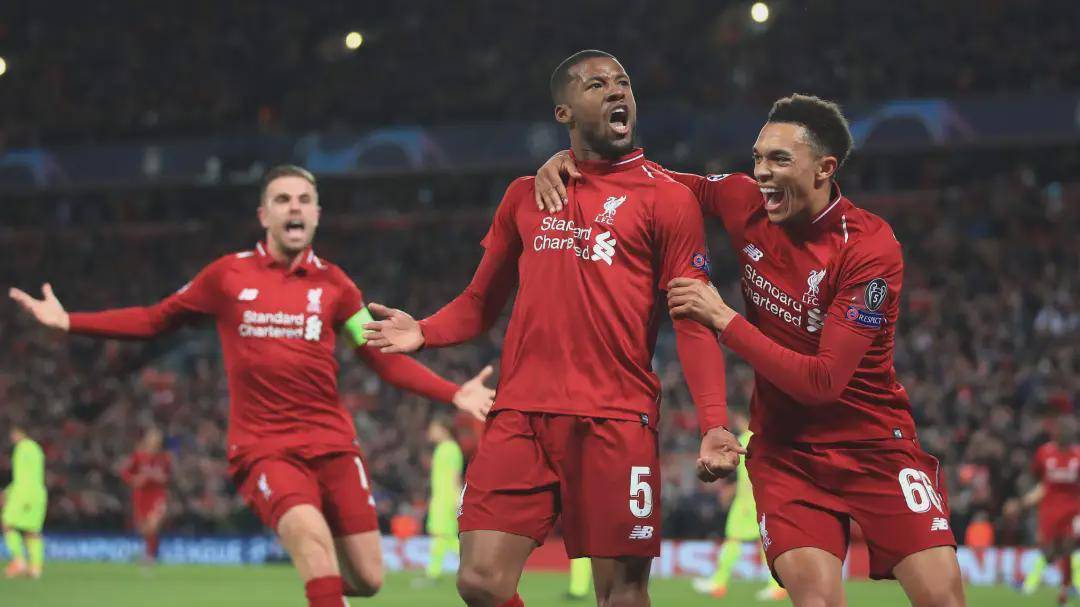 国安备战足协杯决赛，法比奥入选，韩佳奇随队助战，球队士气高昂。（国安剑指足协杯决赛：法比奥入列，韩佳奇随队压阵，士气如虹）